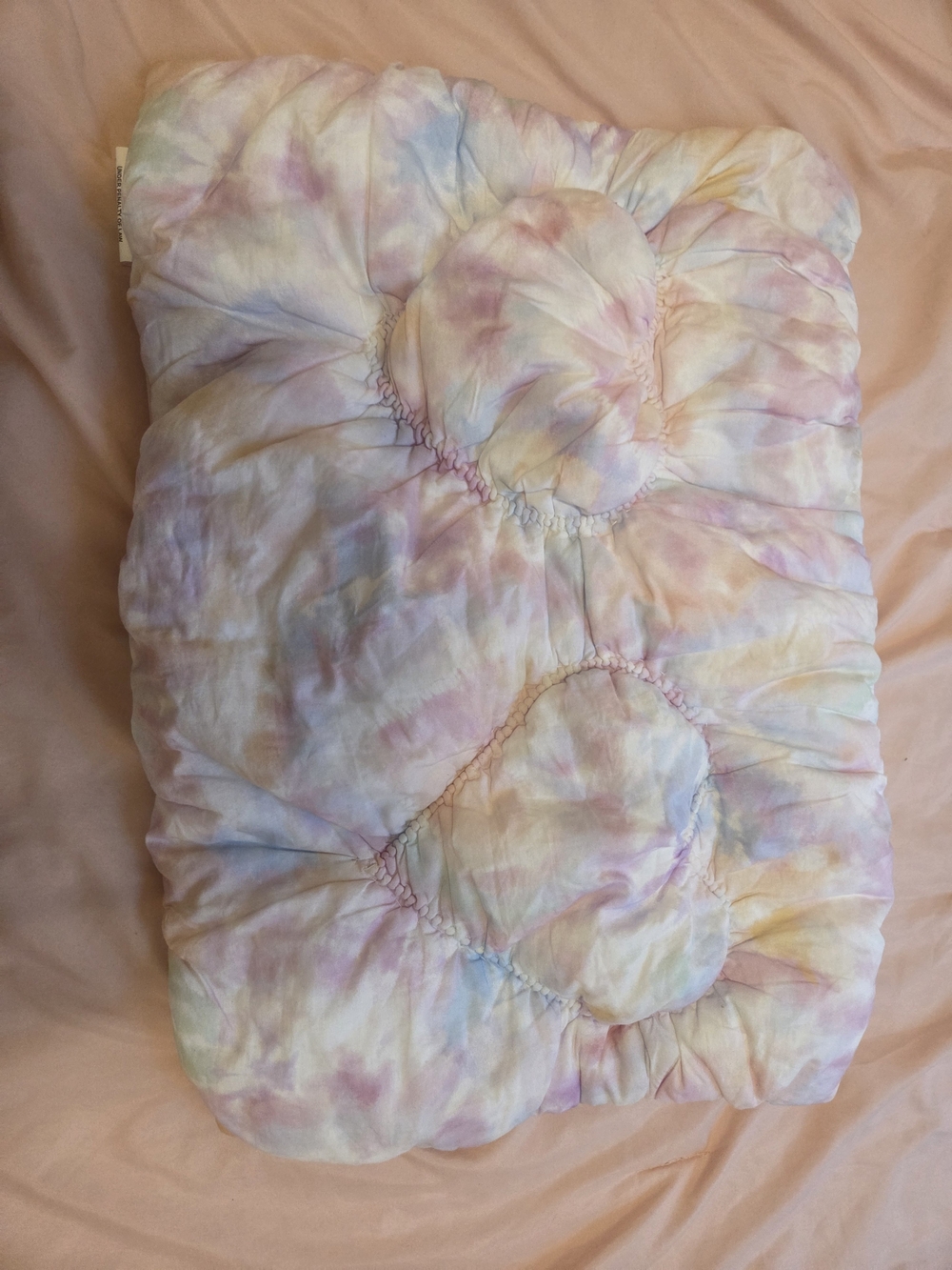 Pottery Barn Kids Textured Tie Dye Heart Comforter & Pillowcase - Pink & Pastel - Picture 4 of 7